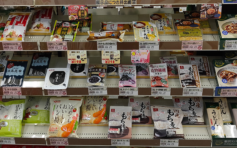 食品売り場の棚割例