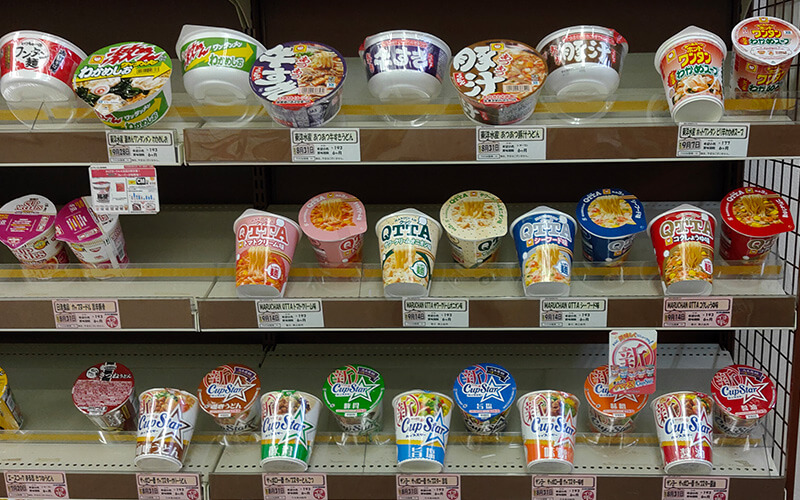 めん類売り場の棚割例